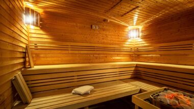 Thermal bazén & Saunia - saunový svět